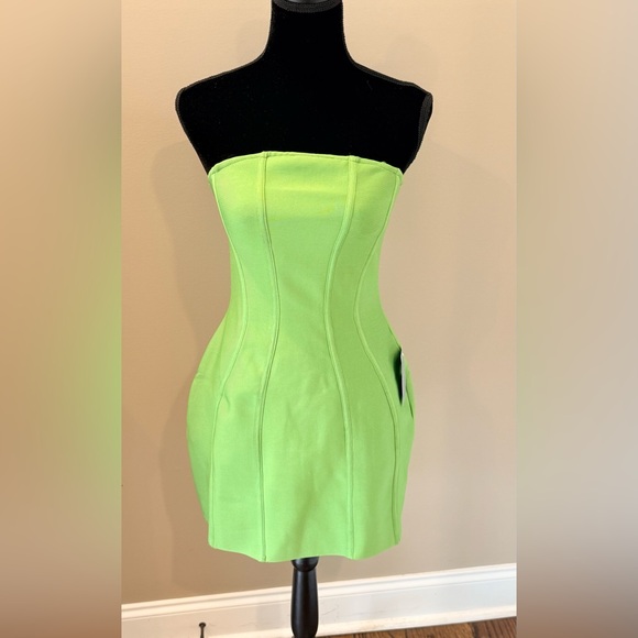 NWT Women’s ELLIATT Rose Strapless Mini Dress In Green- Size XS - Picture 10 of 12